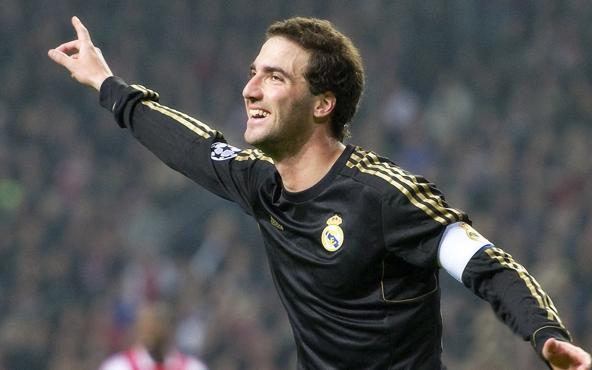 青年球员被列入下一届大赛关注名单 获专家点评，青年队算职业球员吗