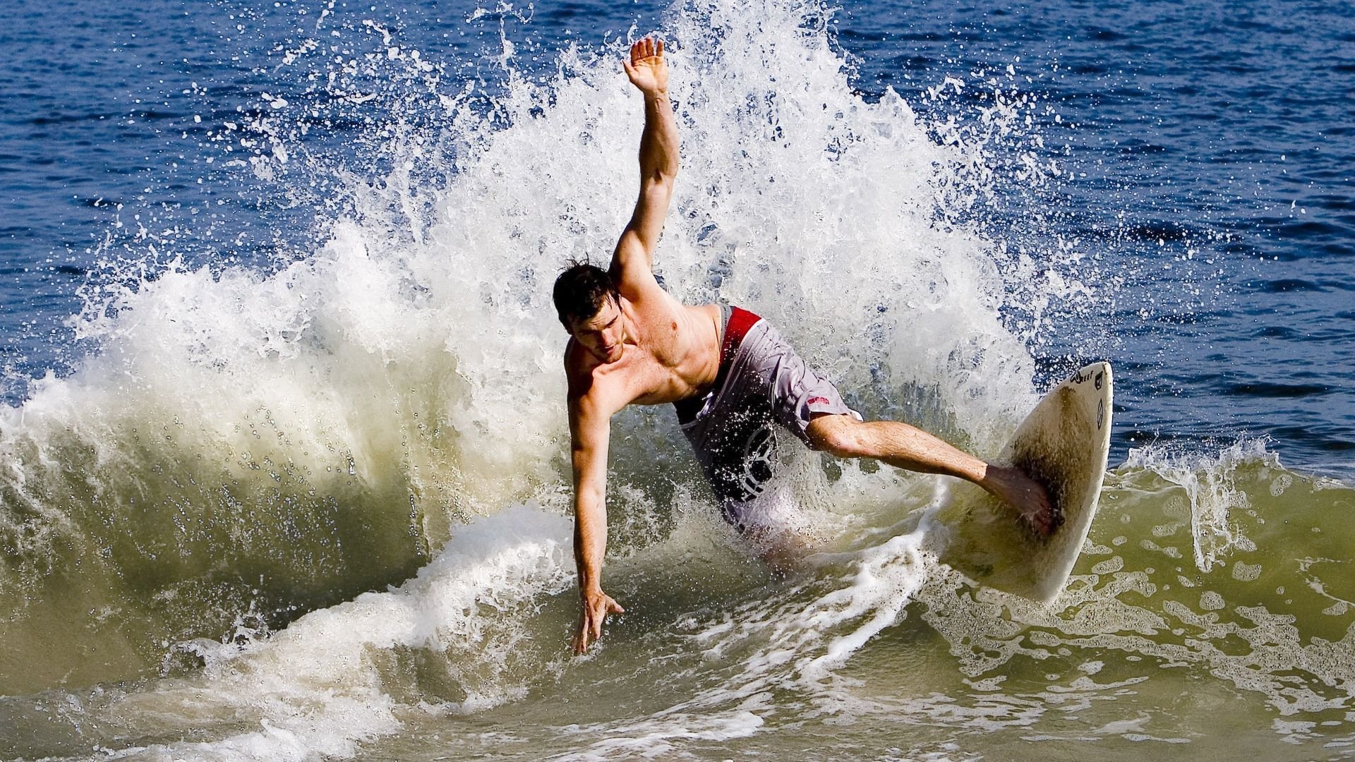 开云APP-世界杯球员体能标准更新：训练如何更科学？